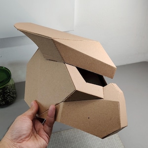 Alien hunter helmet Cardboard Template | DIY Costume and Cosplay Pattern | SVG PDF image 3