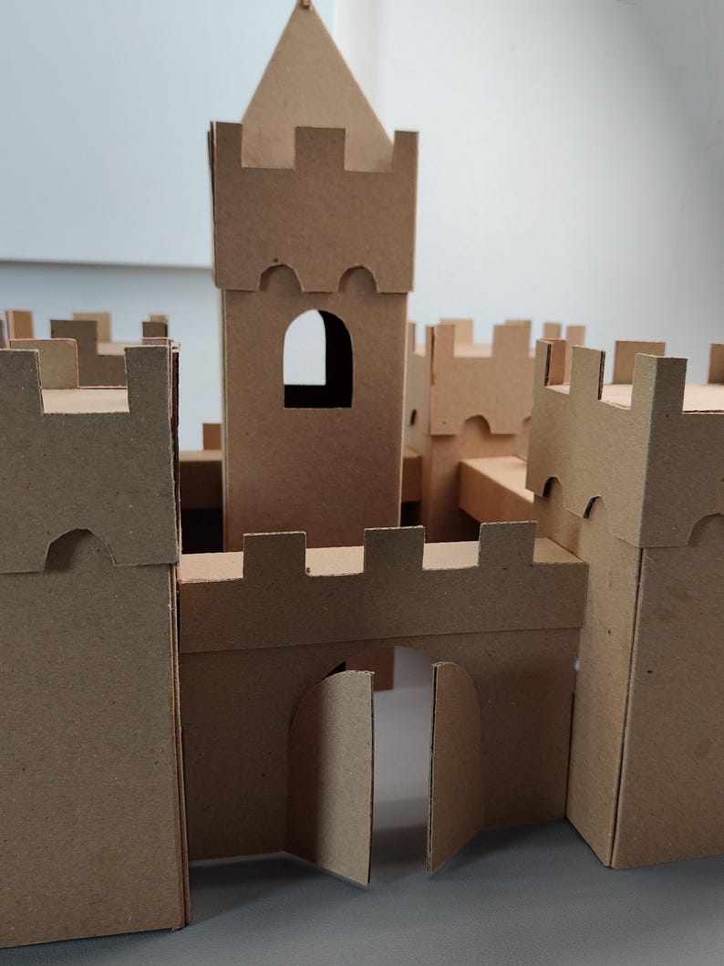 Modello in cartone di castello o fortezza / Progetto in miniatura fai da te e schema per lavoretti per bambini / SVG PDF immagine 8