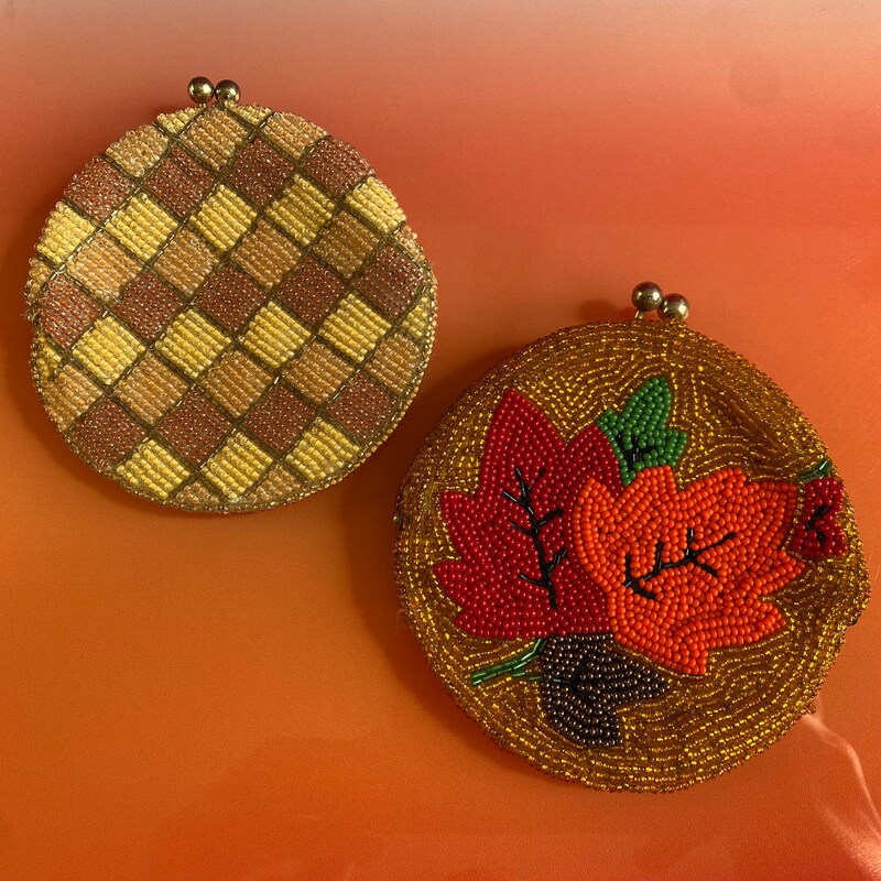 Beaded coin purse small main image 1
