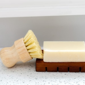 Reagan Cedar Soap Dish for Shower Natural Wood Eco Soap Dish Draining Soap Dish Bathroom No Wast Soap Dish Bar Soap Saver Tray Dish