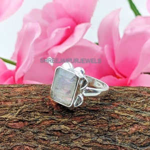 Handmade Rainbow Moonstone Ring: 925 Sterling Silver Gemstone