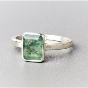 Handmade Moss Agate Sterling Silver Ring: Women&#39;s Statement Ring