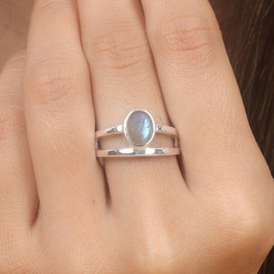 Natural Labradorite Silver Ring, 925 Sterling Silver Ring, Statement Ring, Labradorite Gemstone Ring, Handmade Ring, Women Ring Gift For Her