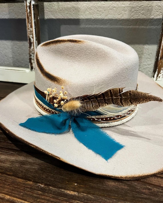 Chapeau de cow girl peint - France