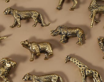 Safari animals theme Cabinet knobs handle Jungle Animals drawer handles Knobs Adventure Forest Animal nursery Dresser Wardrobe knob handles