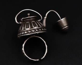 Vintage Teekanne verstellbarer Ring - einzigartiger Silber Teekessel Schmuck, Geschenk für Tee-Liebhaber, Antik-inspirierter Steampunk Statement Ring