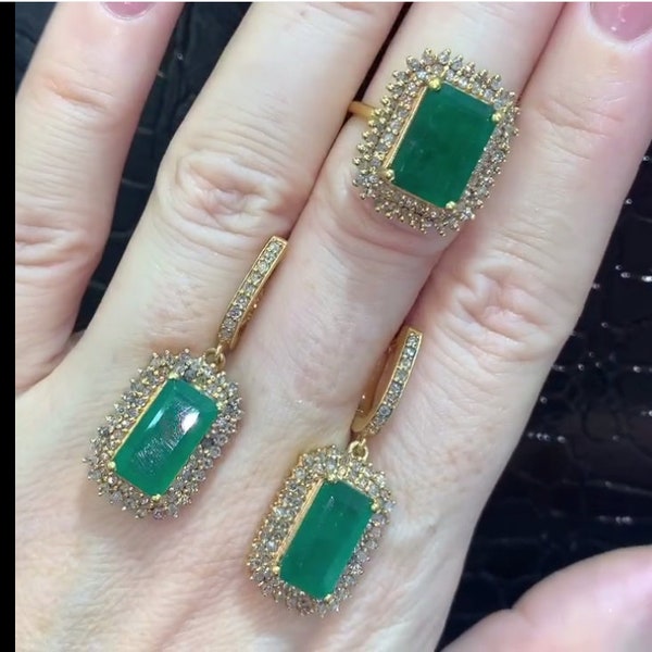 Stunning Emerald Gemstone Ring & Pavé Diamond Earrings Set - Handmade in 925 Sterling Silver, Perfect Fine Jewelry for Wedding Celebrations