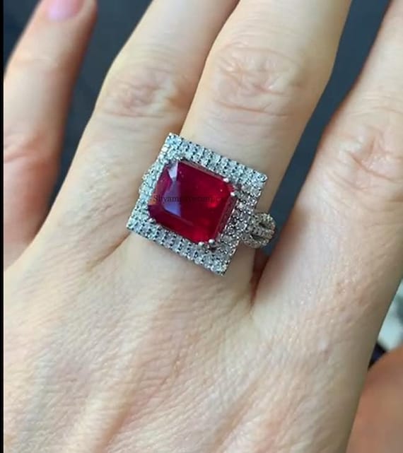 Anello con pietra preziosa naturale di rubino, argento sterling