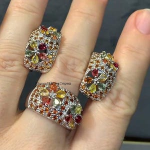 美しい天然マルチサファイアジュエリーセット、925スターリングシルバー、ハンドメイドパーティーウェアジュエリー、記念日のギフト、女性ファッションジュエリー