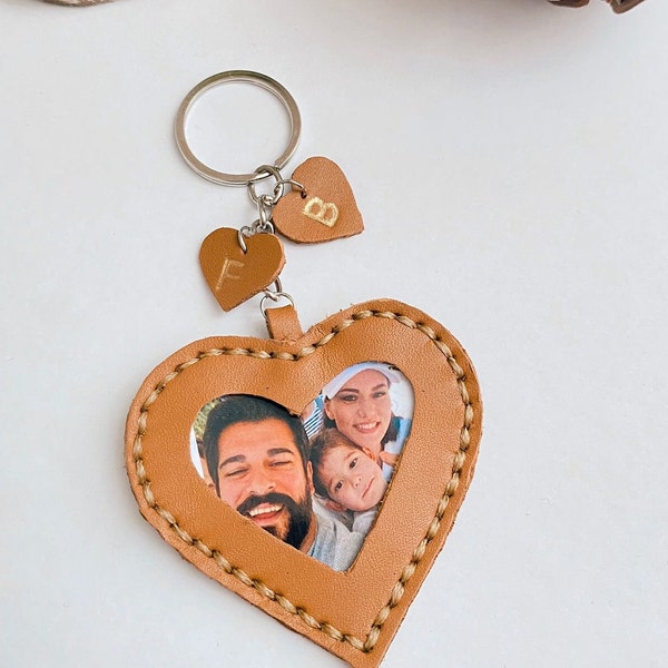 Heart Keychain Set, Anniversary gift, Romantic gift for couple, Gift for Him, Names And photo, Engagement Gift,  Husband gift, vegan leather