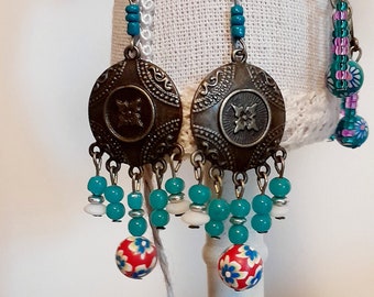 Boucles d'oreilles disk, style hippie, style bohème,  perles bleues turquoise, perles en fimo, boucles d'oreilles bronze, pendantes, upcyclé