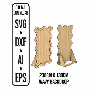 Op de afbeelding: Een houten golvende achtergrond, 230 cm hoog en 130 cm breed, met een uniek, golvend randontwerp. De afbeelding bevat ook een digitale downloadafbeelding met de bestandstypen SVG, DXF, AI en EPS.