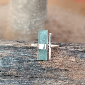 Roher Aquamarin-Bleistiftring, 925er Sterlingsilber-Bandring, handgefertigter Ring, verstellbar, Aquamarinring, Statement, Geschenk für sie, Weihnachtsgeschenke