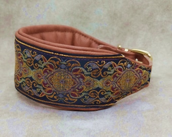 Leather collar, greyhound collar, buckle collar, dog collar