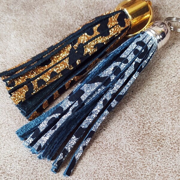 Tassle, tassel, pendant for greyhound collar