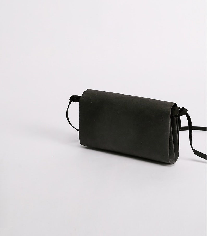 Vegan Shoulder Bag Made of Washable Kraft Paper Crossbody Shoulder Bag