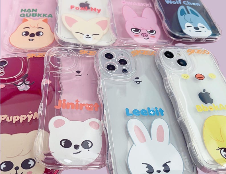 Puede incluir: Diez fundas transparentes para tel&eacute;fono con varios dise&ntilde;os de animales de dibujos animados. Las fundas son todas para el iPhone 13 Pro Max. Los dise&ntilde;os incluyen un quokka, un zorro, un cerdo, un lobo, un conejo, un oso, un gato, un p&aacute;jaro, un pato y un pollo.