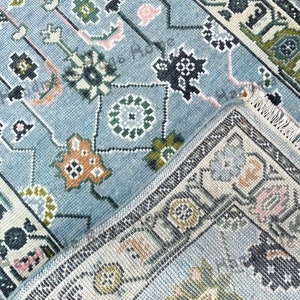 Hand-Knotted Wool Oushak Rug: Turkish Style Floral Rug