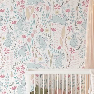 Rimovibile Pastel Rabbit Floral Nursery Kid's Wallpaper, Bambini Camera da letto Pastel Flowers Mural, Cute Bedroom Wall Art, Baby & Toddler Decor
