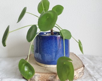 Cache pot - Céramique de grès blanc chamotté - fait main, couleur blanc petit lait, bleu primitif et rose poudré