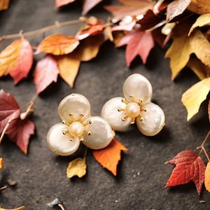 Art Deco Natural Pearl Flower Dangle Earrings 3D Flower Pearl Gold Floral Pearl Drop Stud Earrings Bridal Pearl Earrings Jewelry