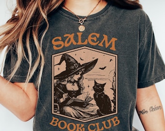 Camiseta de colores cómodos del Club de Lectura de Salem: Camiseta de Halloween con temática de libros