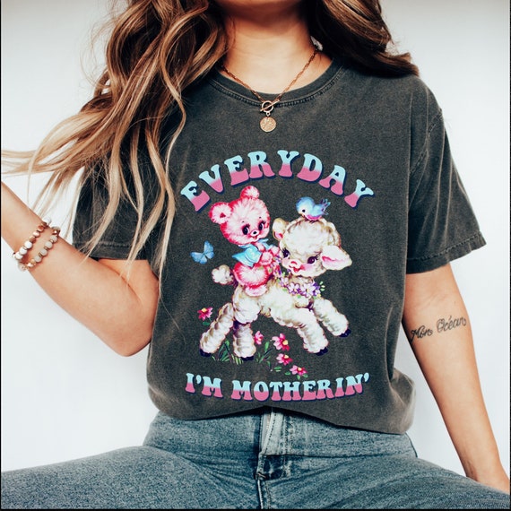 Comfort Colors Funny Retro Mom Shirt, Everyday I'm Motherin' Shirt, Mother's Day Gift, Baby Shower Gift, Funny Gift For New Mom Mom Life Tee
