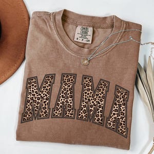 Leopard Mama Comfort Colors Shirt, Mothers Day Gift, Gift For Mom, Mama Tshirt, Mom T-Shirt, Leopard Mama T-Shirt, Mom Life,Pregnancy Reveal