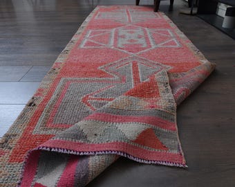 2'5x10'5フィート、色あせたピンクのランナー、ウシャックランナー