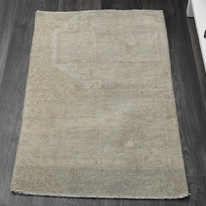 2x3&#39;3 ft Turkish Small Rug, Vintage Rug, Oushak Rug, Mid Century Modern, Bath Mat, Handwoven Rug, Bohemian Decor, Wool Rug, Doormat, Carpet