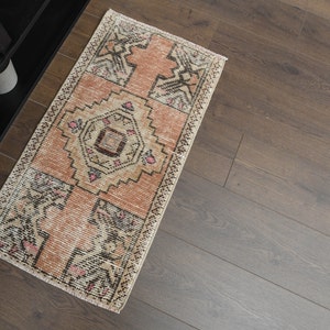 1&#39;4x2.8 ft, ORANGE SMALL RUG, Vintage Turkish Rug, Oushak Rug, 1x3 Small Decor, Bath Mat, Entryway Rug, Front Mat, Wholesale Rug, Washable