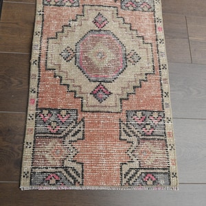 1&#39;4x2&#39;6 ft, ORANGE GEOMETRIC RUG, Turkish Small Rug, Oushak Vintage Rug, Mini Rug, Bathroom Rug, Entry Rug, Doormat Rug, Small Mat, 1x3 Rug