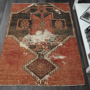 2&#39;8x3&#39;9 ft, TURKISH DOOR MAT, Unique Farmhouse Bath mat, Handmade Wool Oushak Floor Mat 3x4 Rug, Vintage Tiny Rug, Home Decor, Housewarming