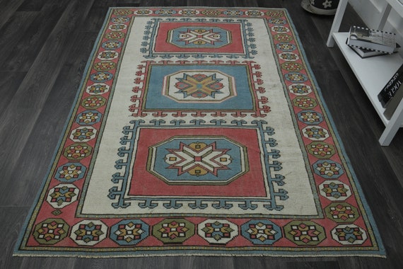 4'7x6'9フィート、ベージュピンクブルー、春の装飾ラグ、ヴィンテージ