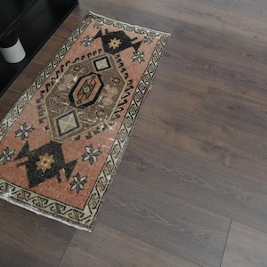 1&#39;8x3&#39;4 ft, TURKISH TINY RUG, Vintage Oushak Rug, Handmade Rug, Bohemian Decor, Small Rug, Hallway Rug, Wool Rug, Home Decor, Wholesale Rug