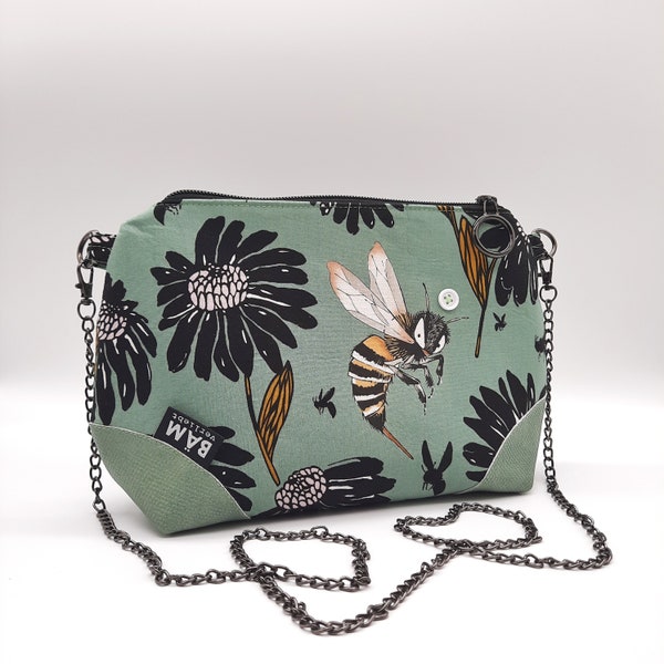 Kleine Umhängetasche, Crossbodytasche, mintgrün schwarz, Ausgehtasche, Partytasche, Tasche mit Kette, Clutch