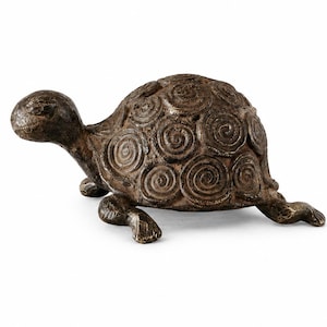 Tartaruga in bronzo realizzata a mano – Scultura di tartaruga con tecnica a cera persa – Statuetta di animale artigianale – Regalo per gli amanti delle tartarughe