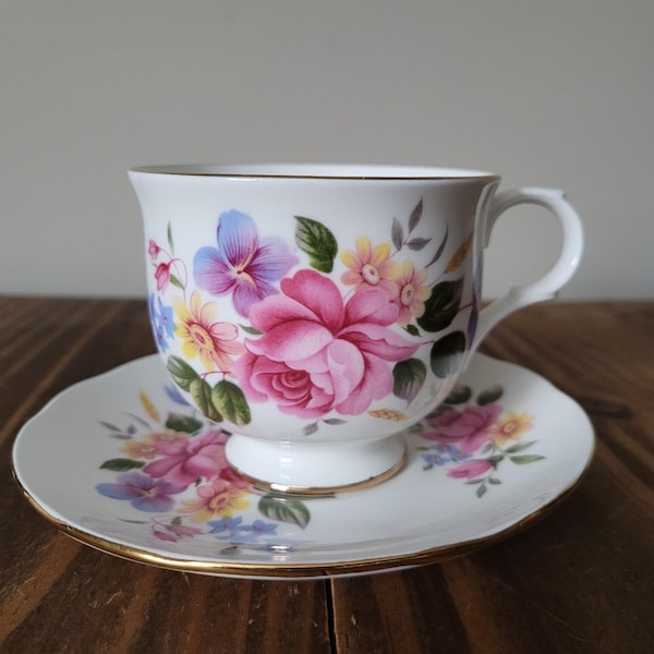 Vintage Sadler Wellington Fine Bone China Teacup and Saucer | Made in England | Gold Trim | Pink/Blue Flowers and Leaves | Footed Bottom