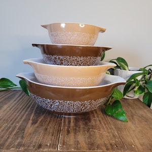 Vintage Pyrex Woodland Cinderella Nesting Bowls Set | Complete Set of 4 Pyrex Bowls | Woodland Cinderella Bowl Set | Pyrex Nesting Bowls