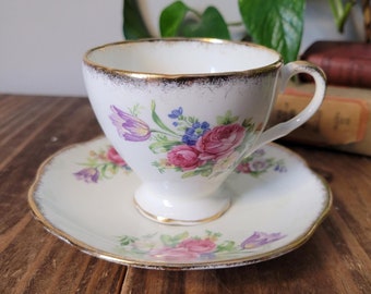 Vintage Foley Tulip Bone China Teacup and Saucer Set - Made in England