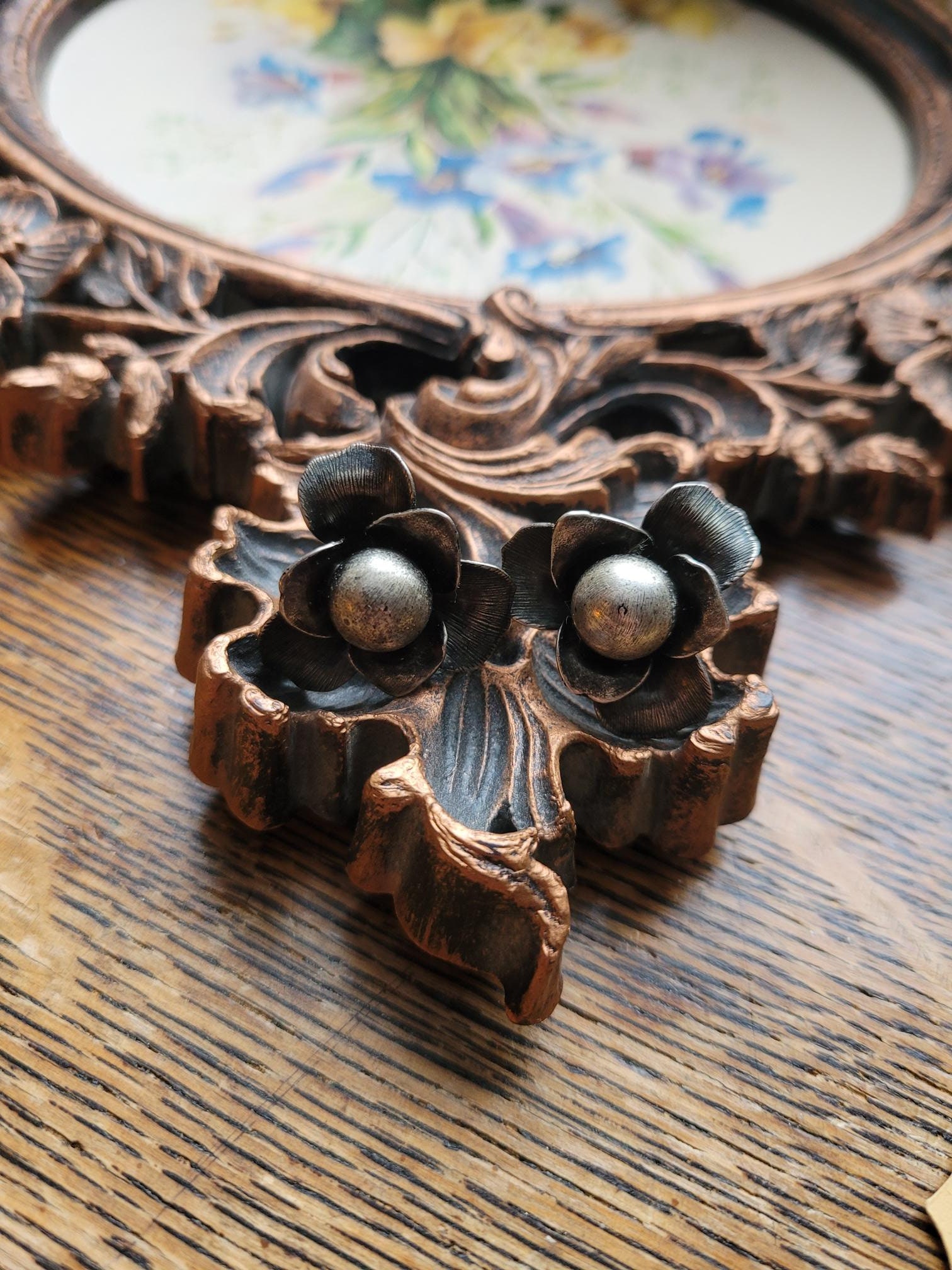 Boucles D'oreilles Vintage En Métal Argenté, Motif Floral Années 70-80, Fermoir Clip, Occasion