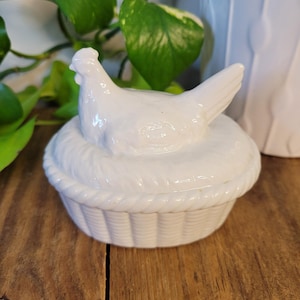 Vintage White Ceramic Hen on Nest Trinket Dish