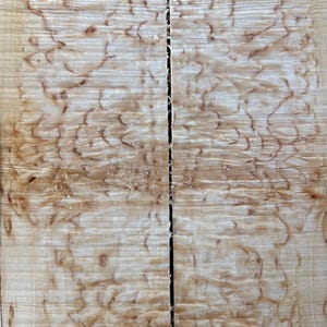 Curly birch thin offcuts. Come in sets. Scales ready for any woodworking project.