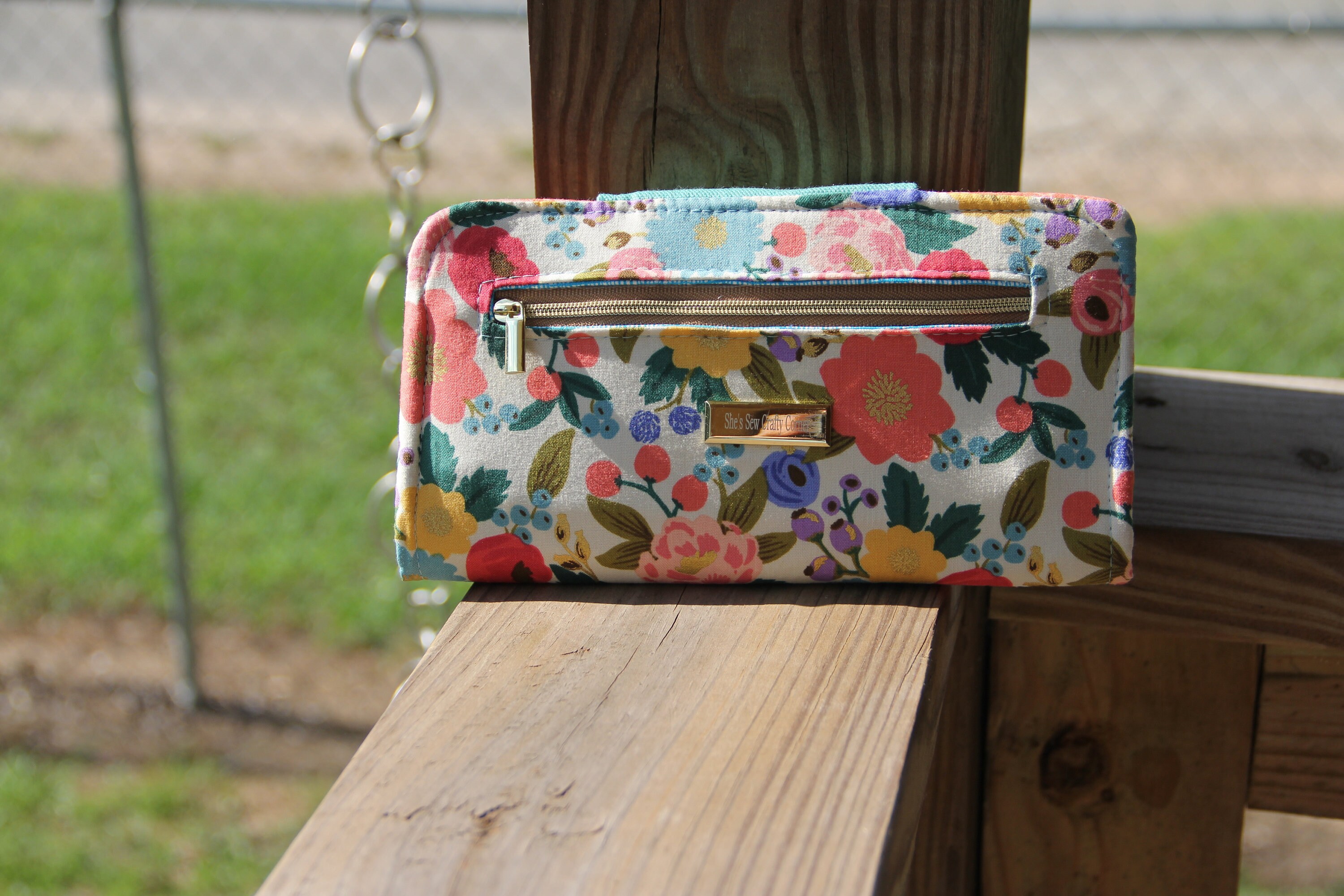 Beautiful Flower Wallet With Classy Turn Lock 