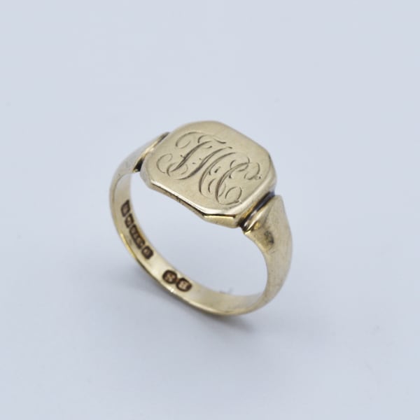 Vintage, 9ct gold, Octagonal signet ring.