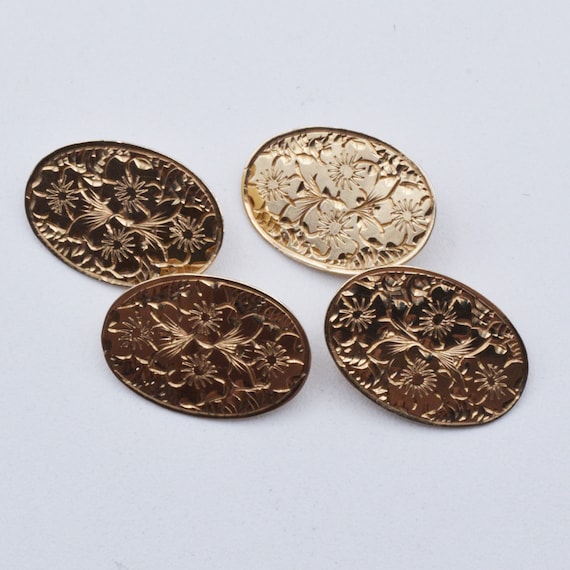 Antique Oval Cufflinks with a floral engraving in… - image 1