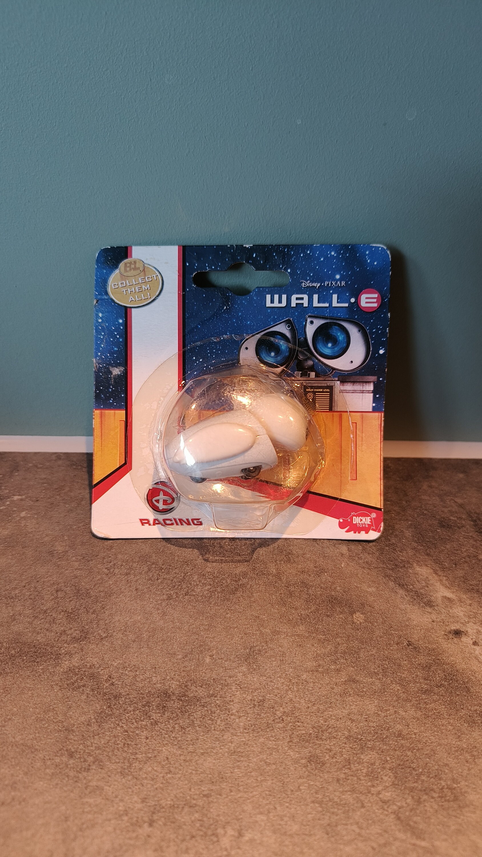Disney Pixar Wall-E Dickie Toys