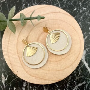 Round earrings in leather and gold metal for women, elegant real leather hoop earrings, luxury and trendy jewelry for women