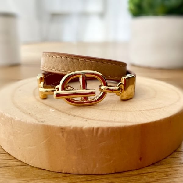 Bracelet en cuir luxe double tour camel et beige personnalisé pour homme et femme, fermoir or ou argent, un cadeau original à offrir