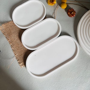 Oval Trinket Dish Silicone Mold: Resin Plaster Crafting